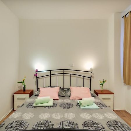 Apartment Katja Rogoznica  Rom bilde