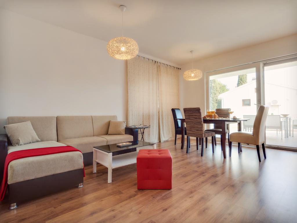 Apartment Katja Rogoznica  Rom bilde