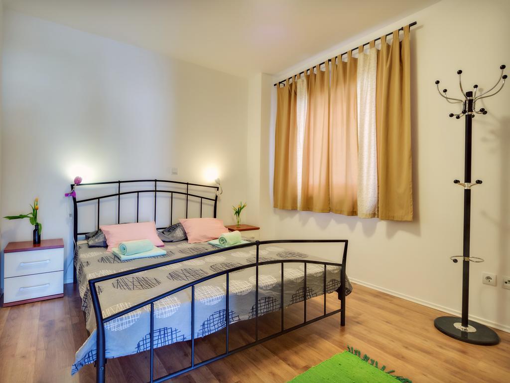 Apartment Katja Rogoznica  Rom bilde